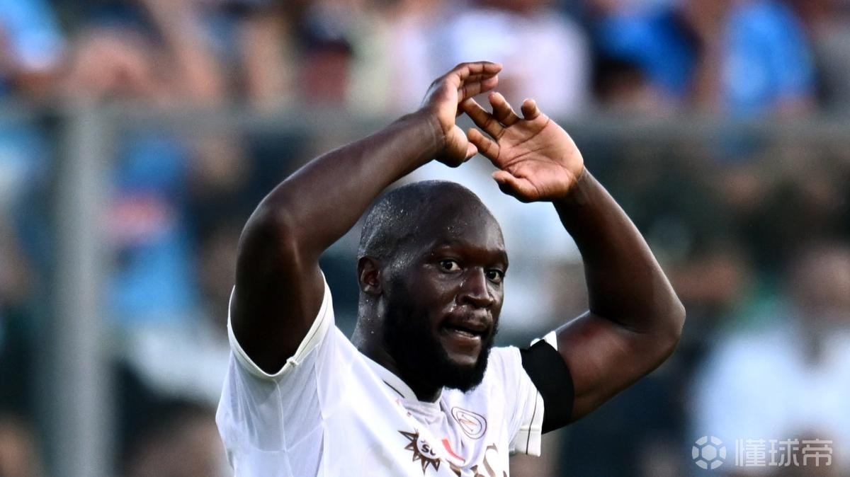 米体：费内巴切已联系卢卡库团队，他可能成为第二个奥斯梅恩